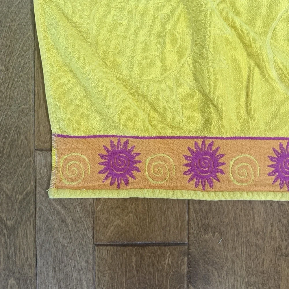 Seaside vintage yellow